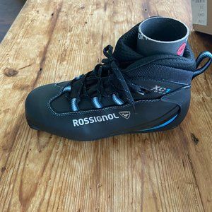 BRAND NEW Rossignol Cross Country Ski Boots
